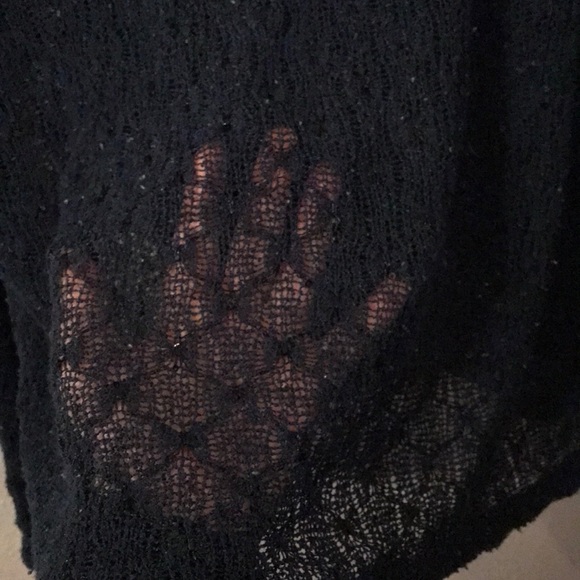 Shirt - Picture 2 of 8